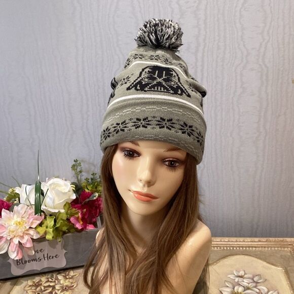 Star Wars Darth Vader Fair Isle Pom Beanie Cap Grey Black OSFM - Picture 11 of 11